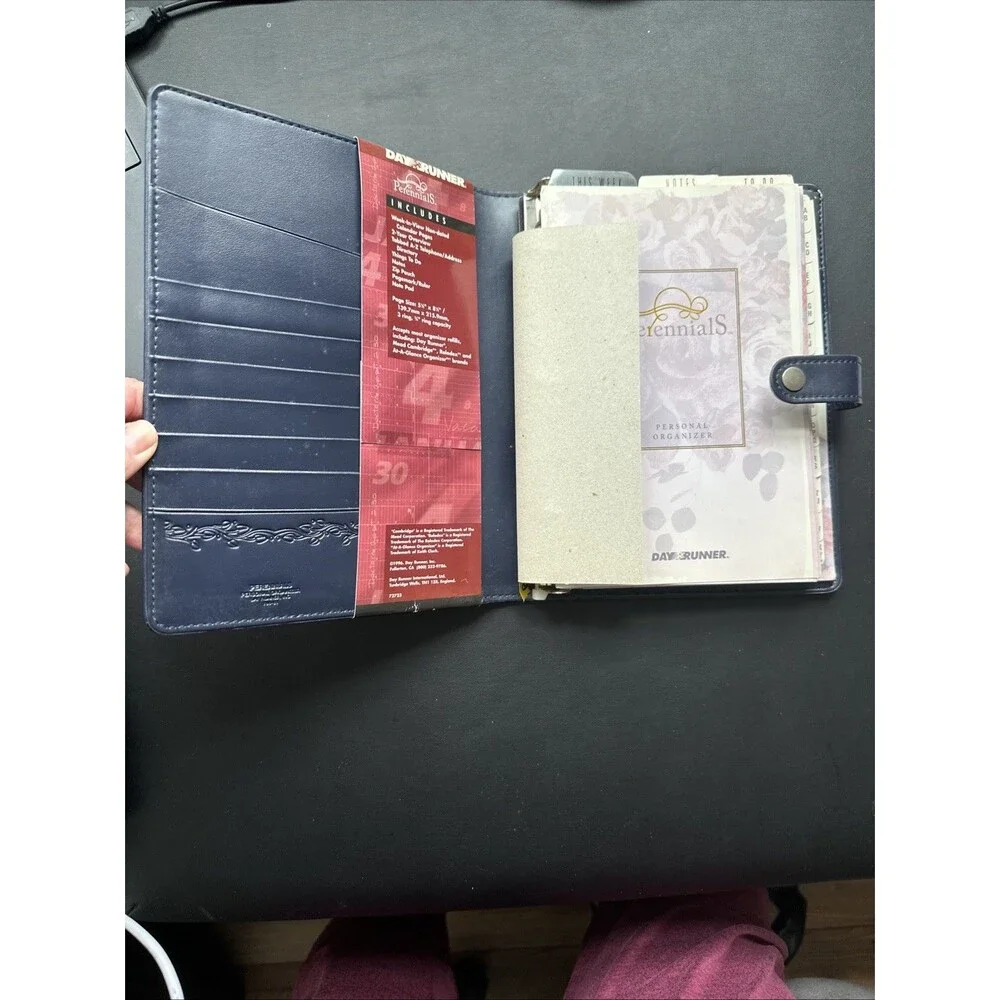Vintage Perennials Navy Personal Organizer Planner Day Runner 9.5